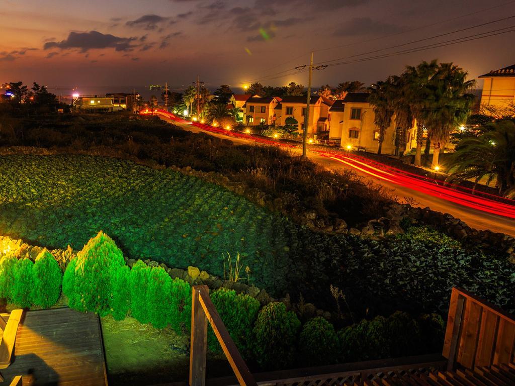 White Dream Pension Jeju by Eksteriør bilde